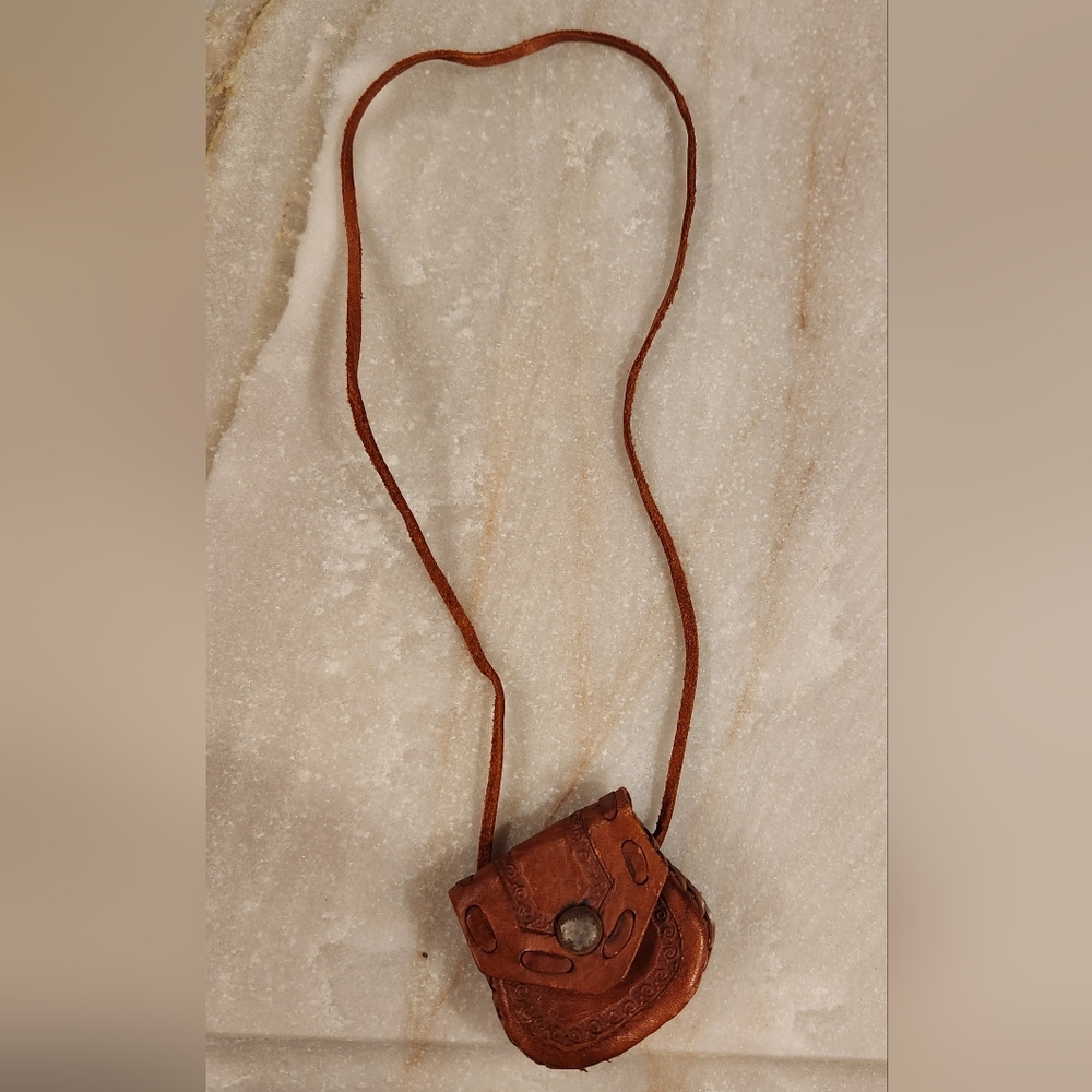 Vintage Miniature Leather  Bag with strap - Picture 3 of 13